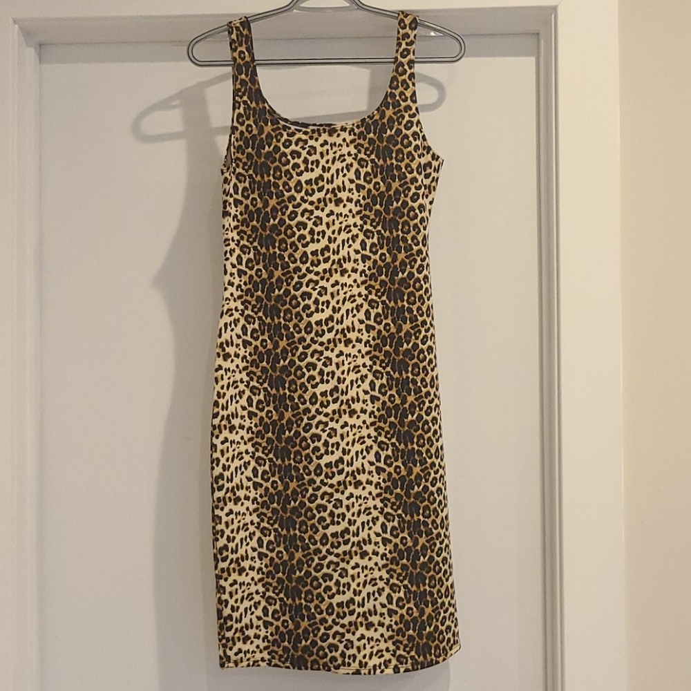 Leopard bodycon dress